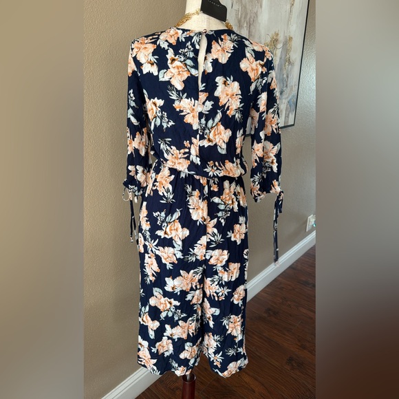 Navy floral print wide leg culotte jumpsuit - Picture 7 of 7